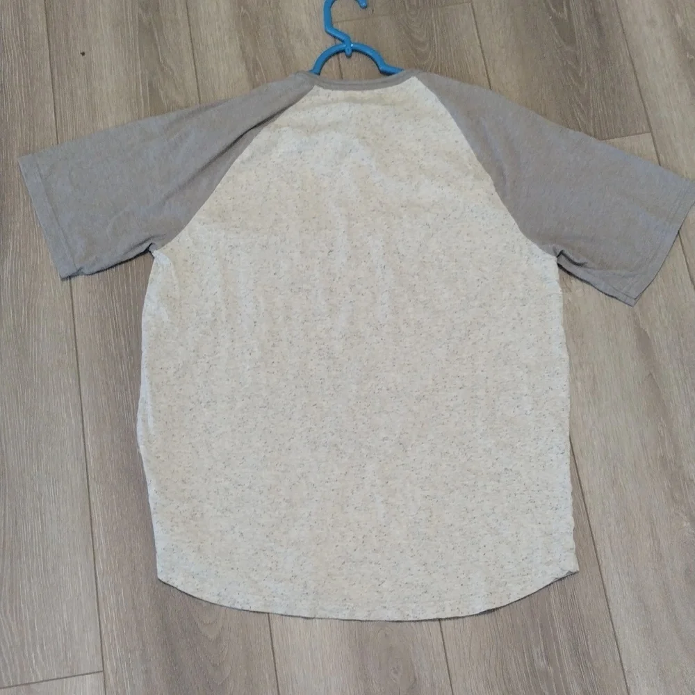 Carbon Gray and Green Short Sleeve Tee - Picture 9 of 14